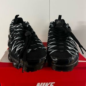 Nike vapormax plus kids Size 3Y
